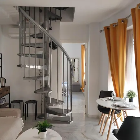 ático Acogedor, Céntrico Y A 2 Min De La Playa. * Fuengirola