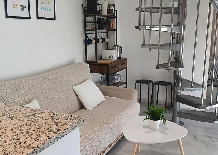 ático Acogedor, Céntrico Y A 2 Min De La Playa. *