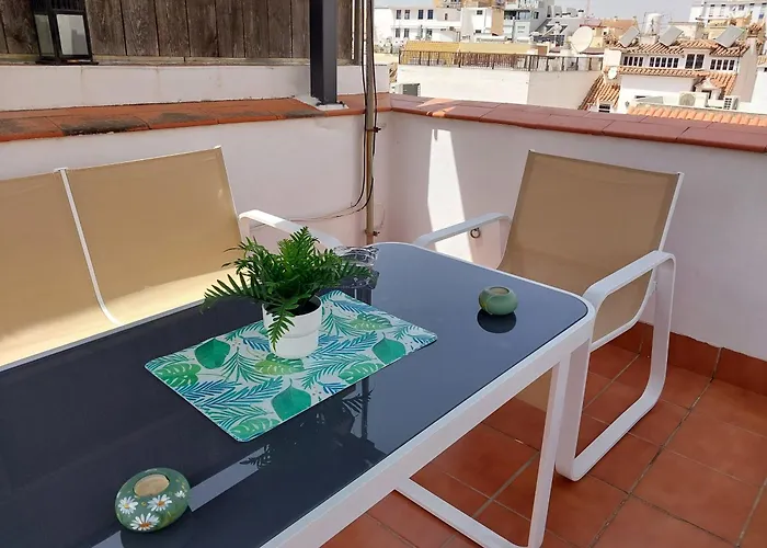 ático Acogedor, Céntrico Y A 2 Min De La Playa. Fuengirola