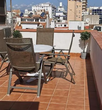 Atico Acogedor, Centrico Y A 2 Min De La Playa. *