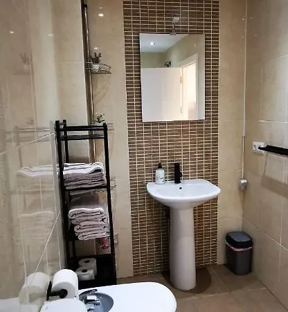 Atico Acogedor, Centrico Y A 2 Min De La Playa. Apartment *