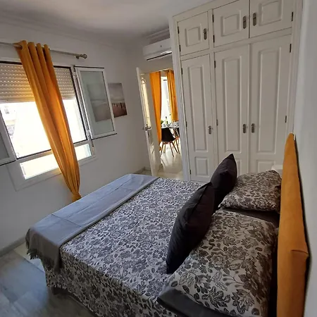 Atico Acogedor, Centrico Y A 2 Min De La Playa. Apartment *