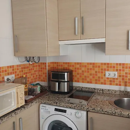 ático Acogedor, Céntrico Y A 2 Min De La Playa. Apartamento