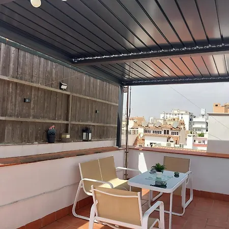 ático Acogedor, Céntrico Y A 2 Min De La Playa. Fuengirola