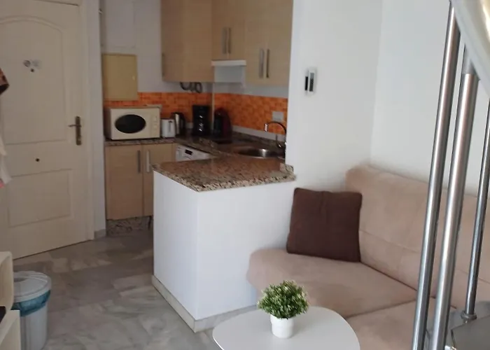 ático Acogedor, Céntrico Y A 2 Min De La Playa. Fuengirola