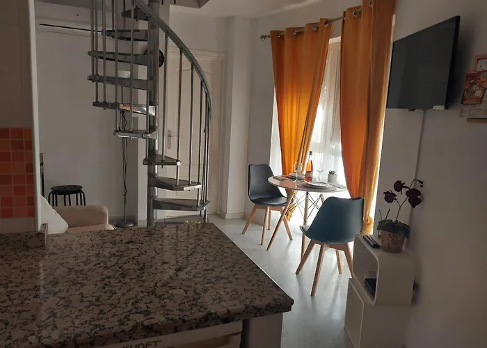 ático Acogedor, Céntrico Y A 2 Min De La Playa. * Fuengirola