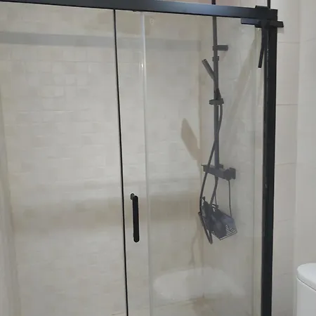 Atico Acogedor, Centrico Y A 2 Min De La Playa. フエンヒロラ